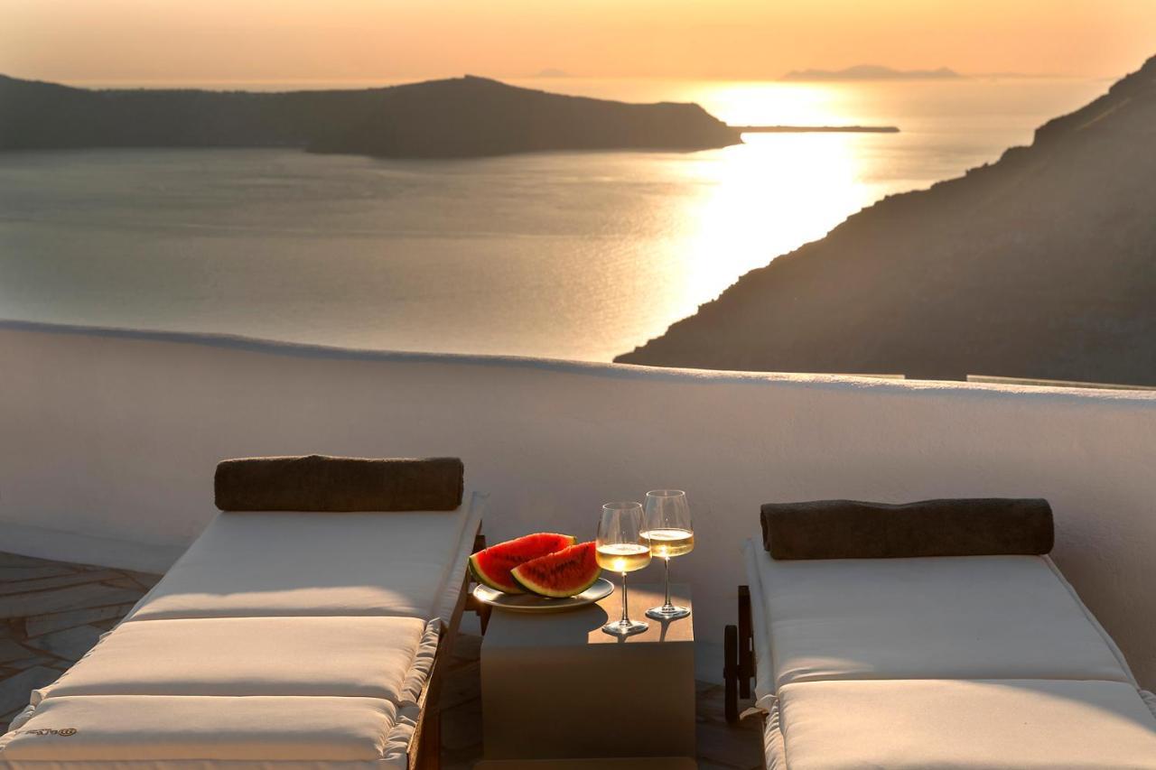180° Caldera By Stylish Stays Firostefani Bagian luar foto